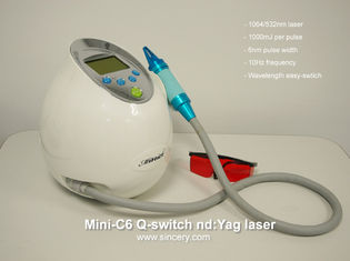 Máquina comutada Q da remoção da tatuagem do laser do ND YAG, máquina dos cuidados com a pele indolor