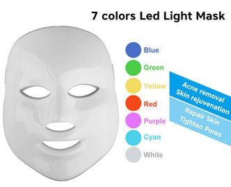 Uso conduzido rejuvenescimento da casa da máscara protetora da pele da máquina do diodo emissor de luz Phototherapy de 7 cores