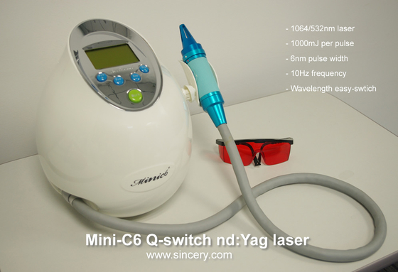 O equipamento profissional da remoção da tatuagem do laser 1064nm/532nm, ND Yag Q comutou a máquina do laser