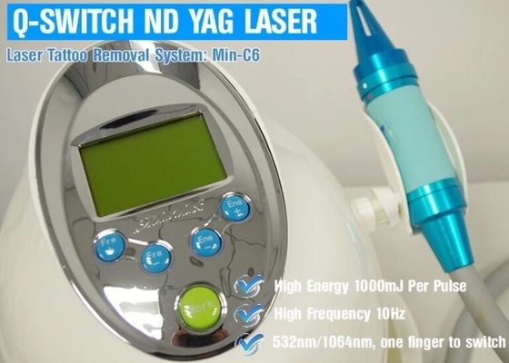 Máquina do laser de Pico da remoção da tatuagem eficiência elevada do comprimento de onda 1064 nanômetros/532nm